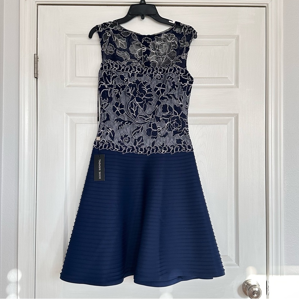 NWT Tadashi Shoji Fit & Flare Lace Jersey Pintuck Sleeve-less Cocktail Dress
